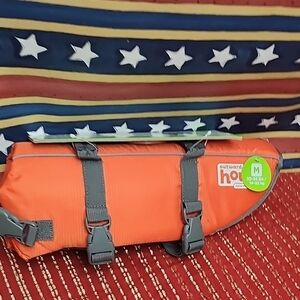 Outward Hound Vibrant Orange Dog Life Vest